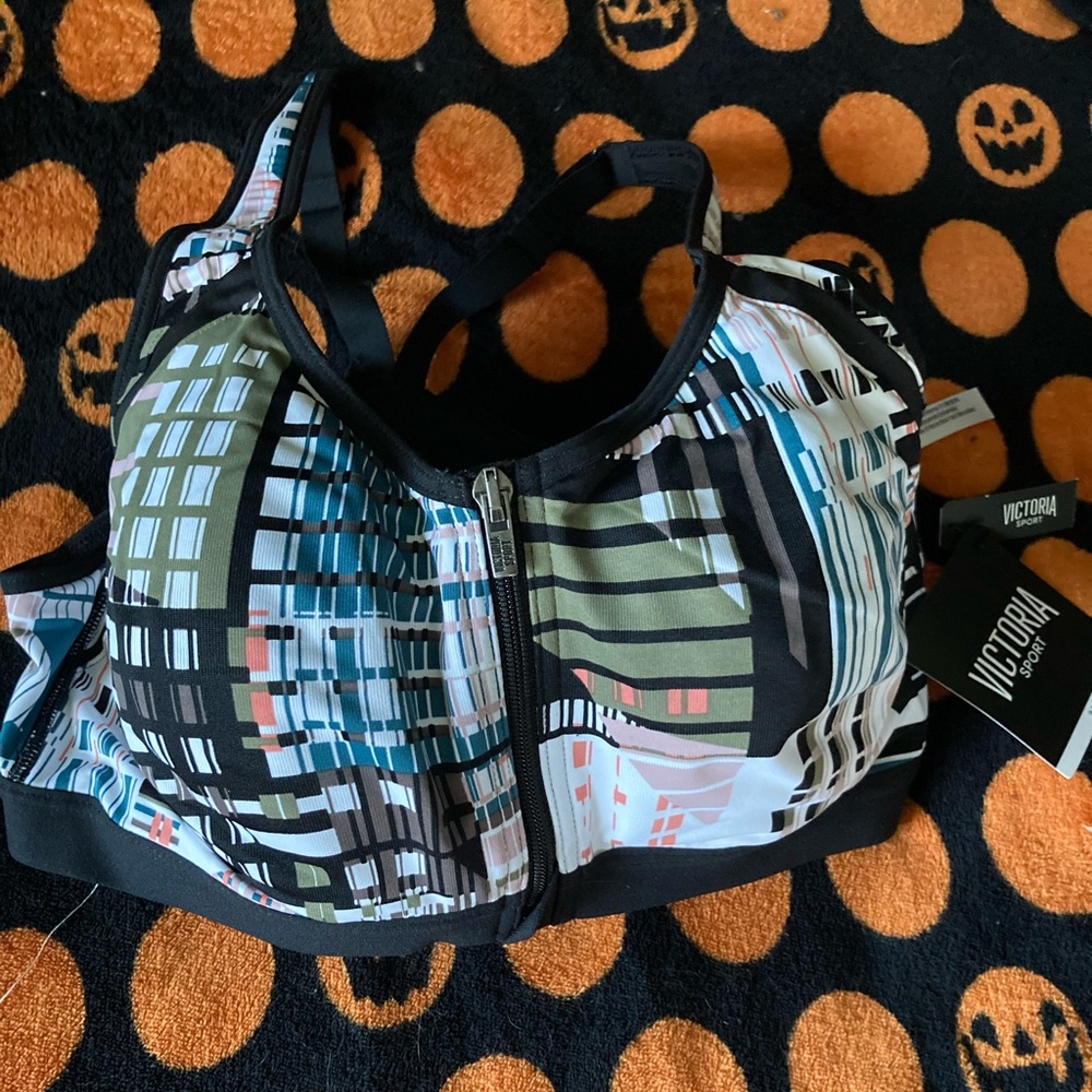 Knockout Sports Bra